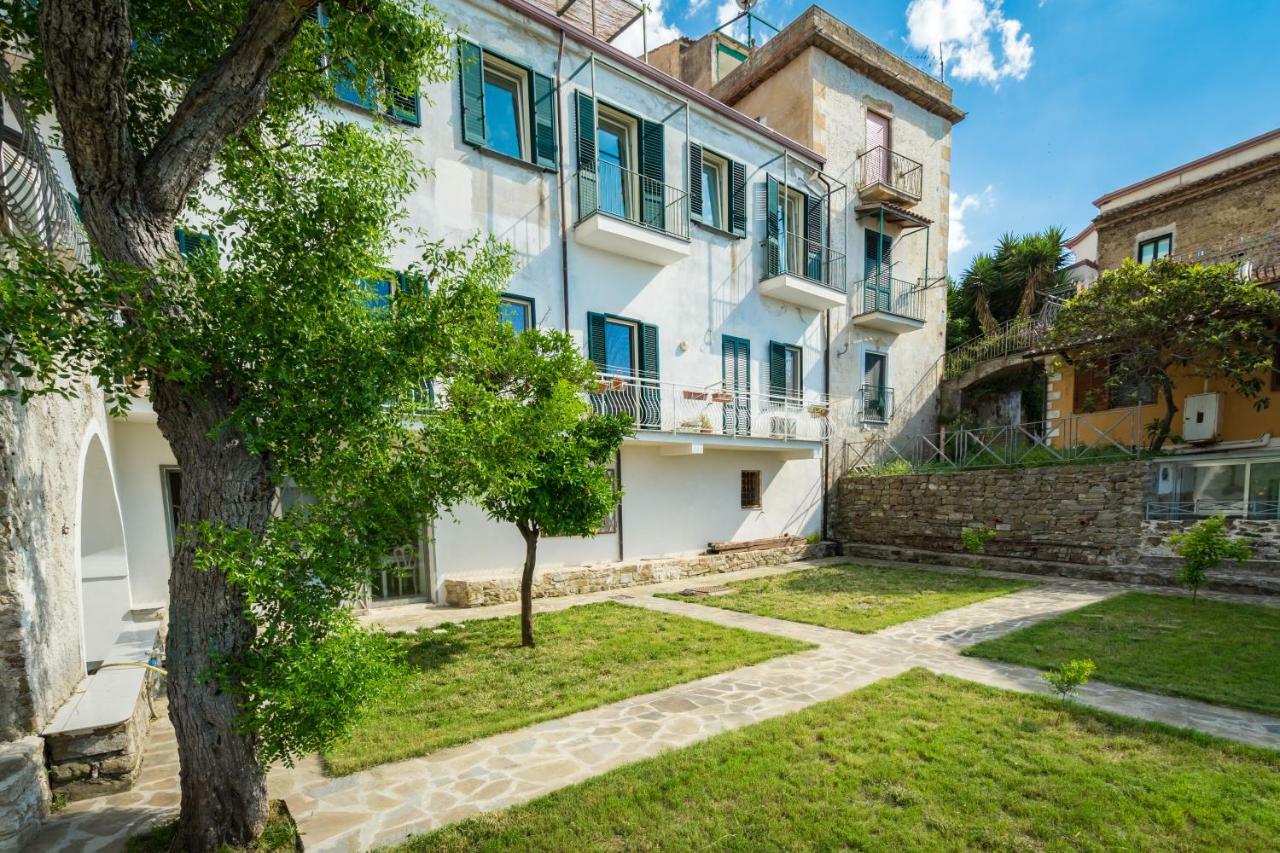 Borgo dei Saraceni - Domus Indomita Agropoli Exterior foto